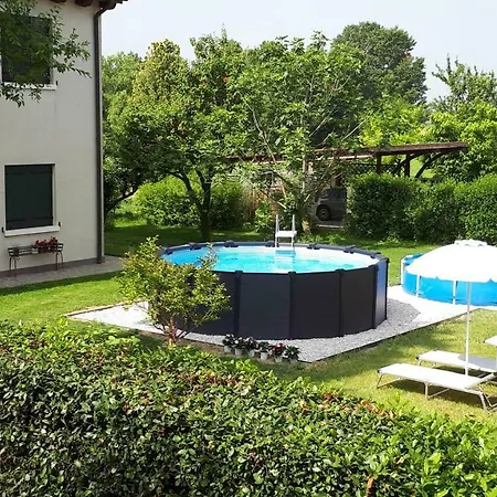 בית חווה Ai Carpini *